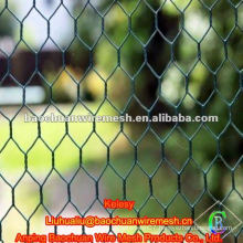 Green pvc coated chicken wire mesh fence